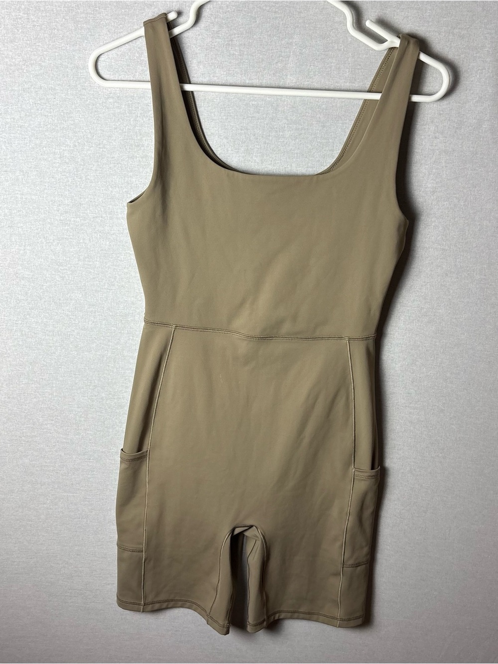 Oak and fort romper size small